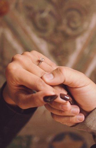 mobile - carousel-hero-element image-2